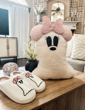 Load image into Gallery viewer, Ghost Girlie Slippers