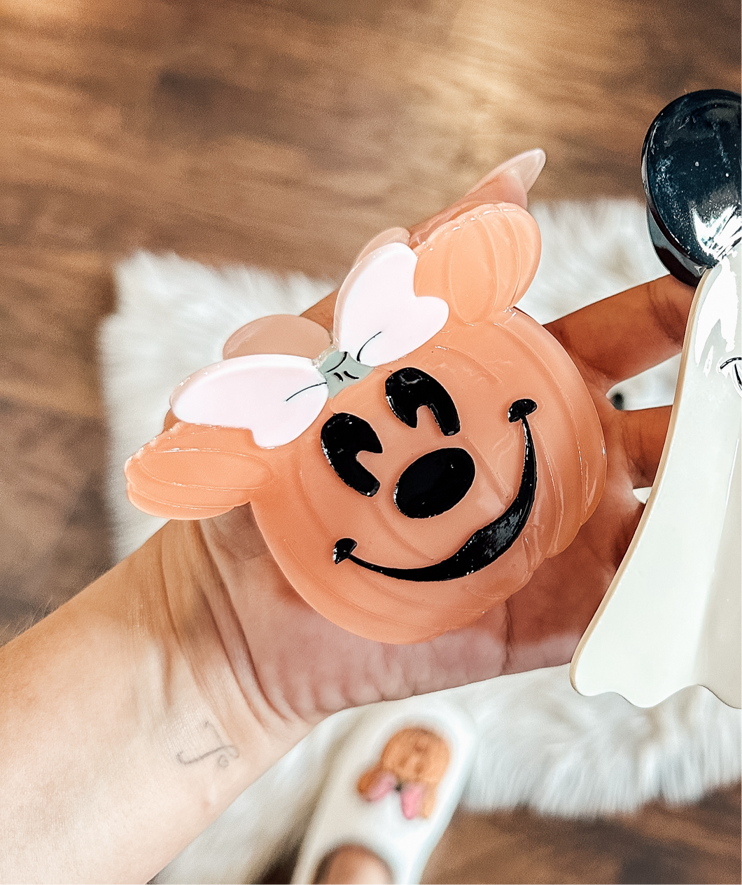 Pumpkin Hair Clip-ships mid July