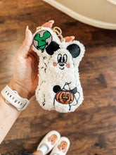 Load image into Gallery viewer, Boy Ghost Keychain -ships late Sept
