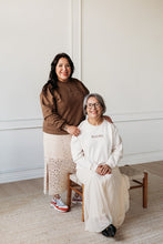 Load image into Gallery viewer, Madre Sweatshirt ivory-Ready to Ship
